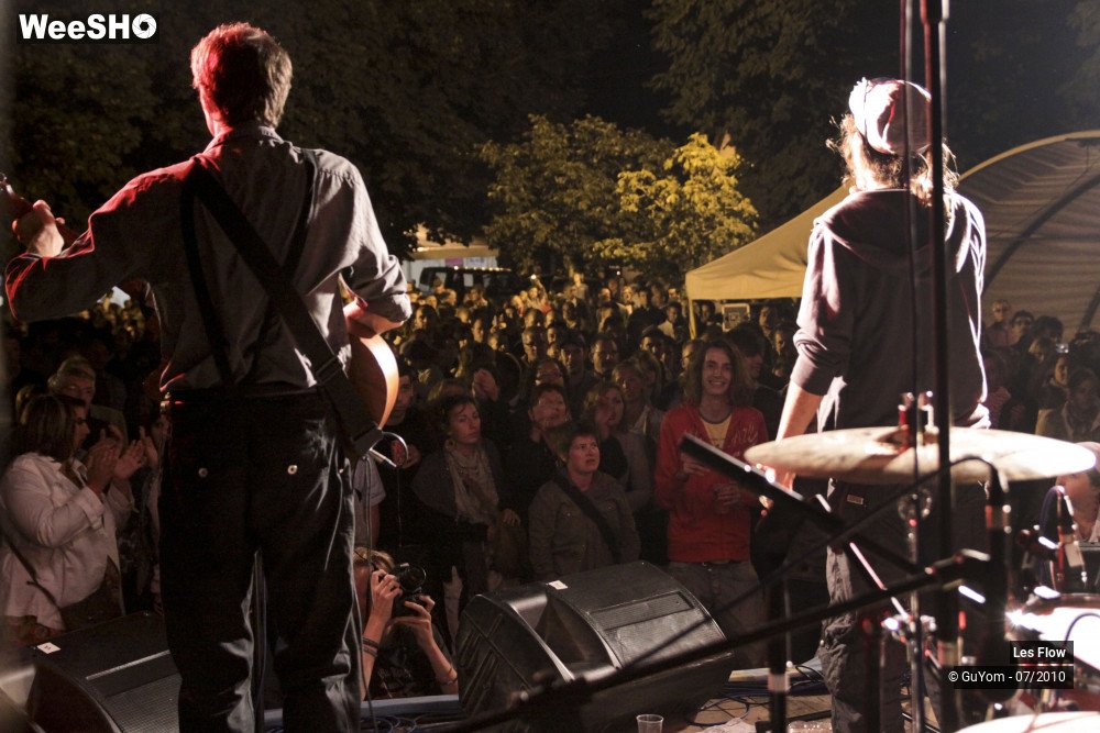 20/50 photos du spectacle Les Flow