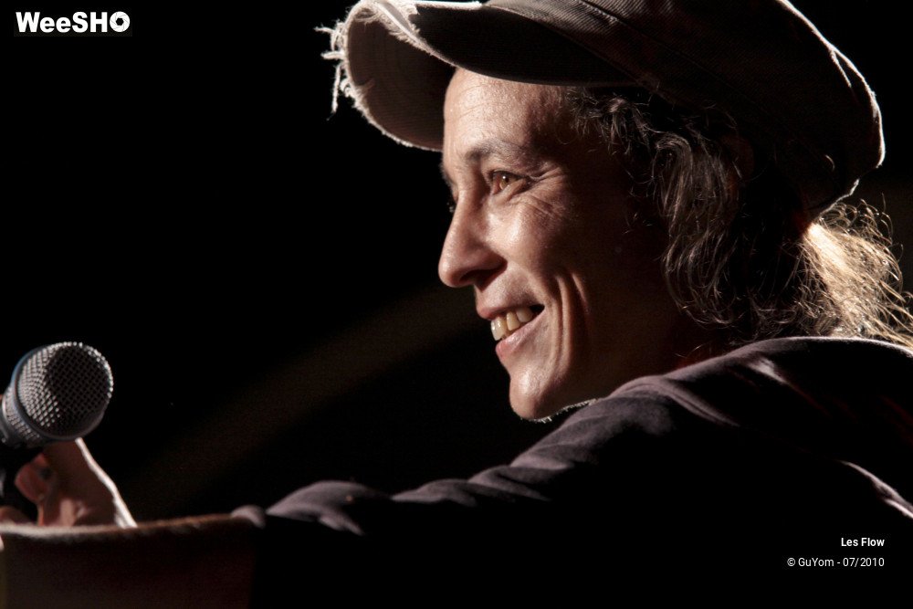 27/50 photos du spectacle Les Flow