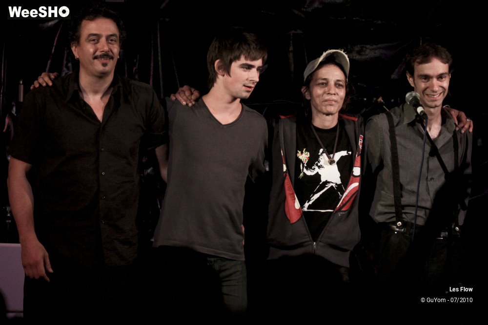 50/50 photos du spectacle Les Flow