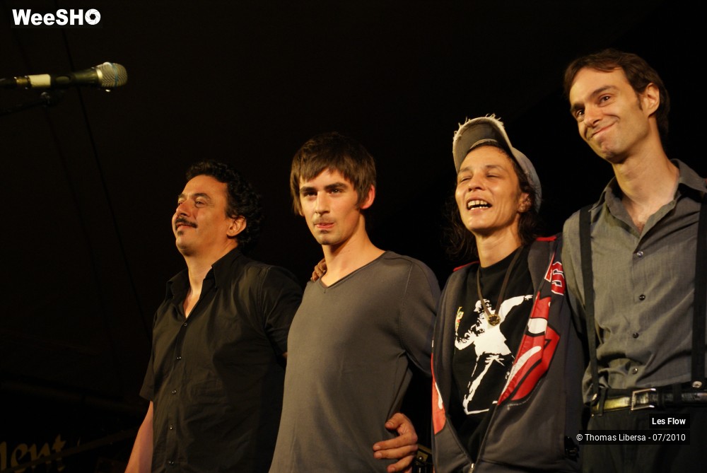 27/27 photos du spectacle Les Flow