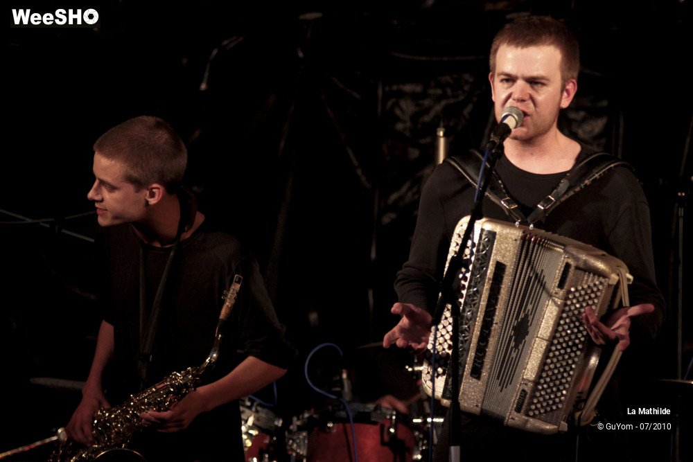 30/35 photos du spectacle La Mathilde