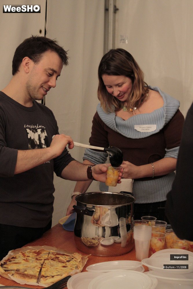 4/47 photos du spectacle Le Plus Beau Jour de ma Vie : Catering