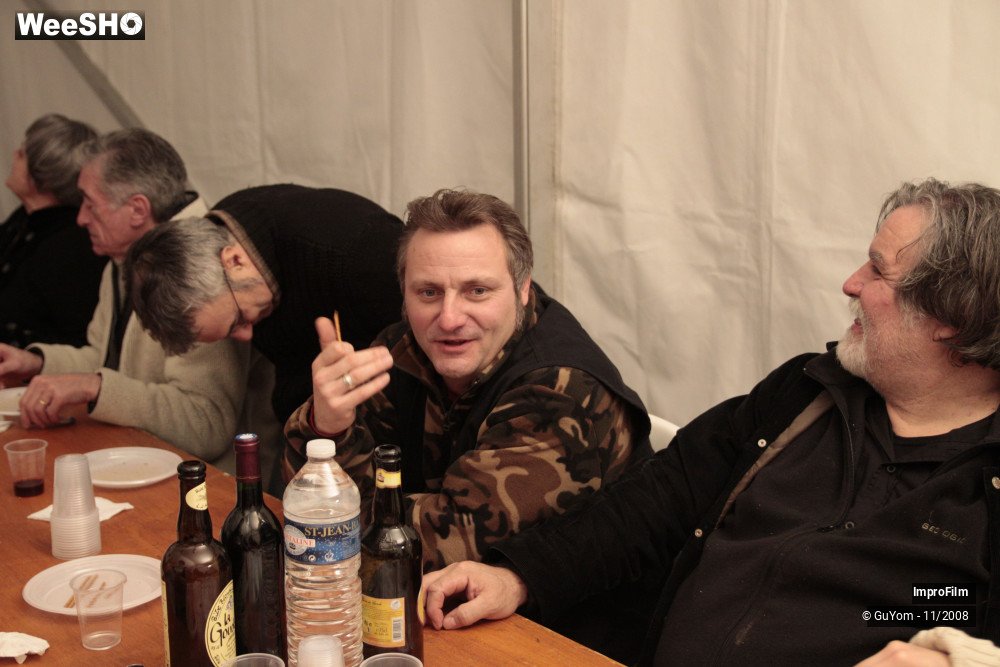 7/47 photos du spectacle Le Plus Beau Jour de ma Vie : Catering