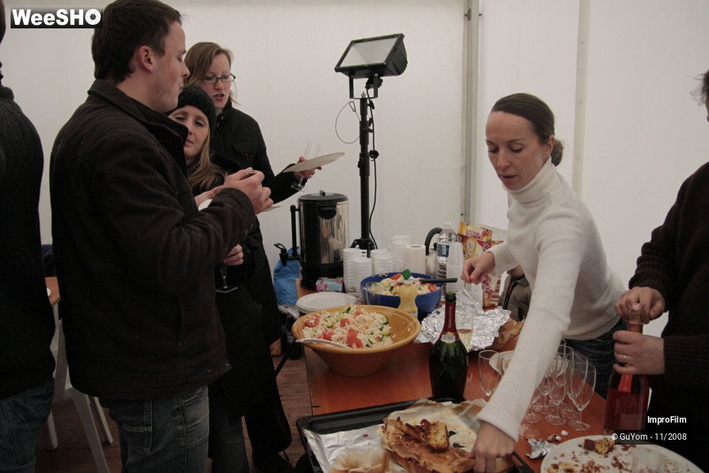 18/47 photos du spectacle Le Plus Beau Jour de ma Vie : Catering