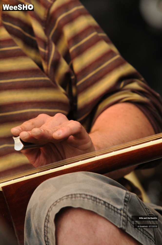 16/26 photos du spectacle Wille and the Bandits