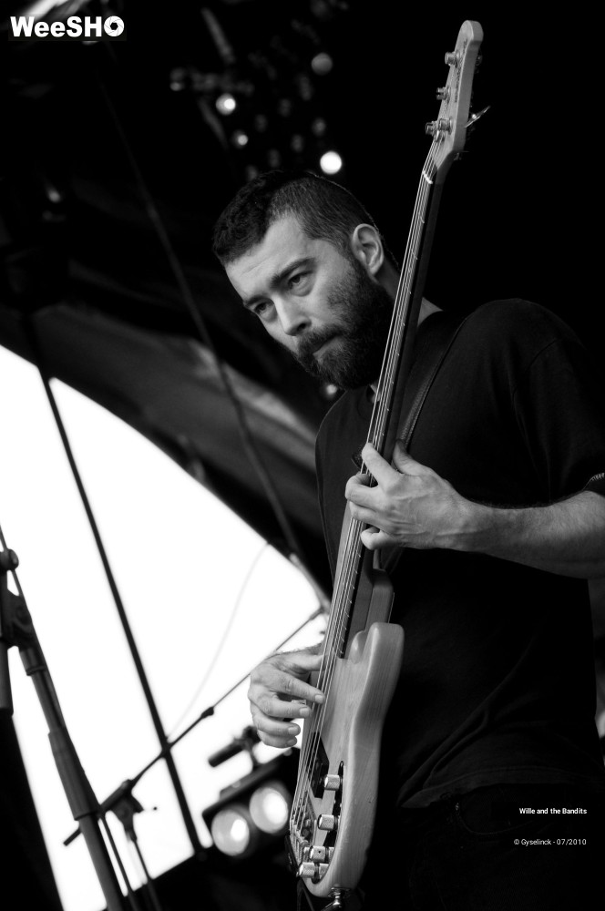 18/26 photos du spectacle Wille and the Bandits