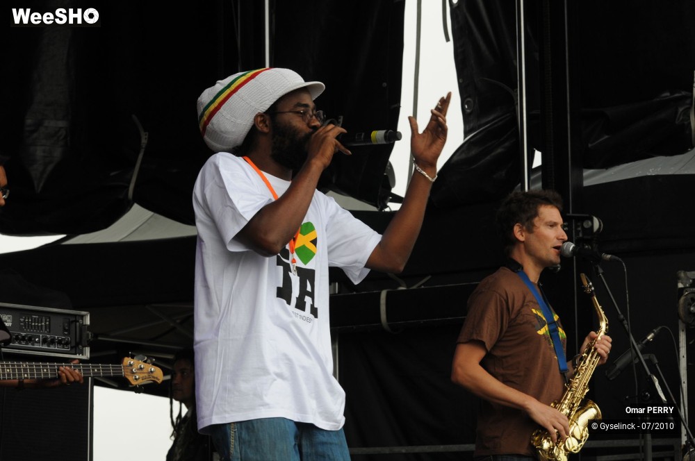 25/30 photos du spectacle Omar PERRY