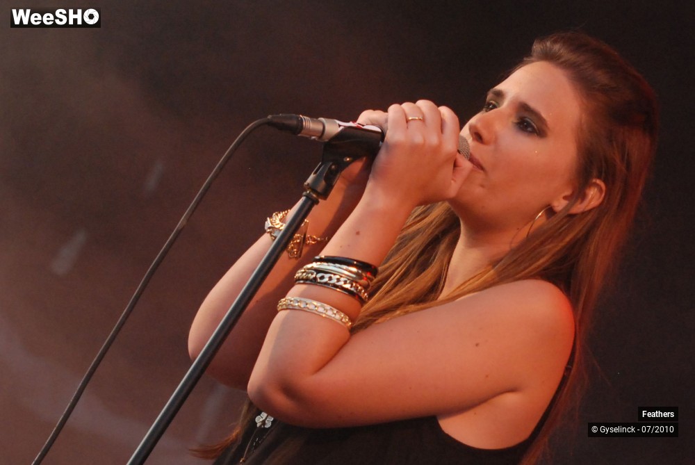 5/15 photos du spectacle Feathers