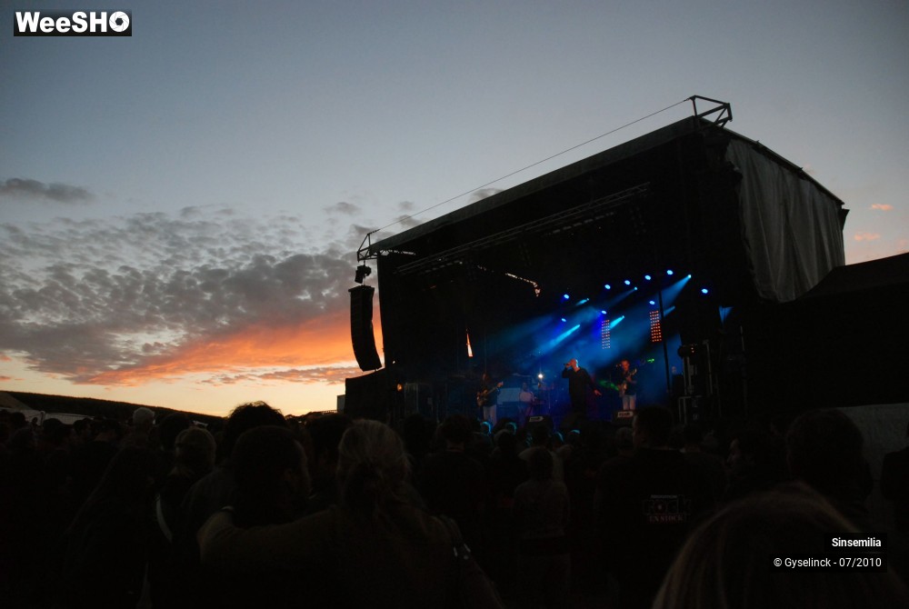 19/22 photos du spectacle Sinsemilia