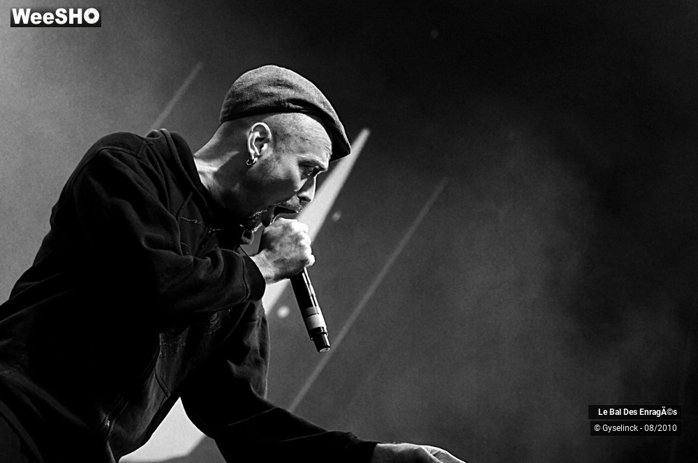 1/32 photos du spectacle Le Bal des Enragés 2