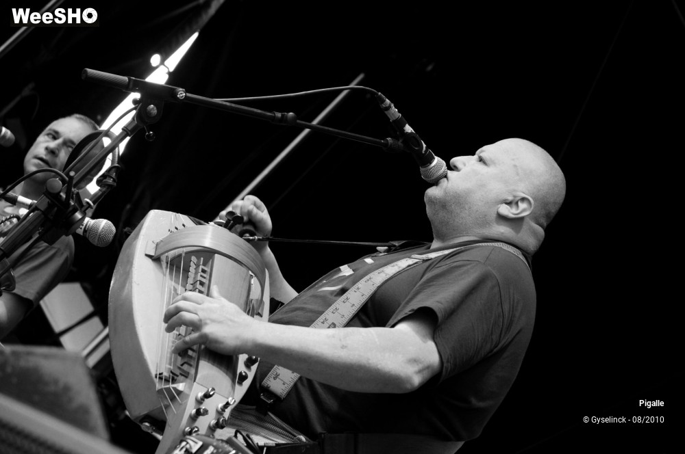 26/30 photos du spectacle Pigalle