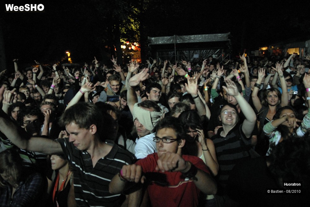 19/28 photos du spectacle Huoratron