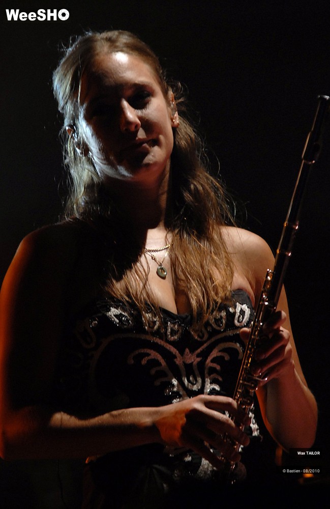 9/46 photos du spectacle Wax TAILOR