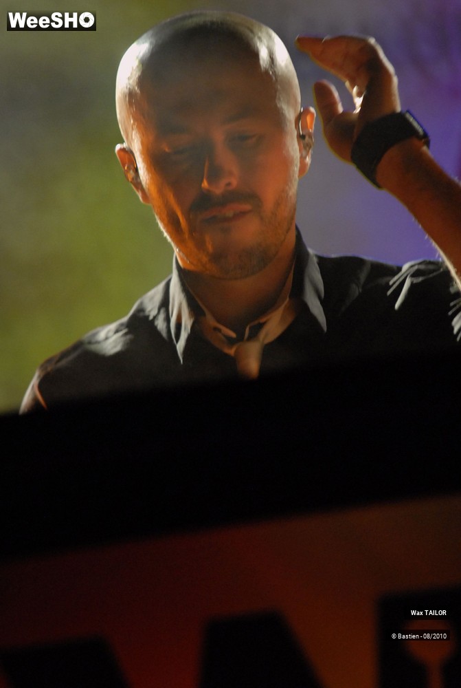 15/46 photos du spectacle Wax TAILOR