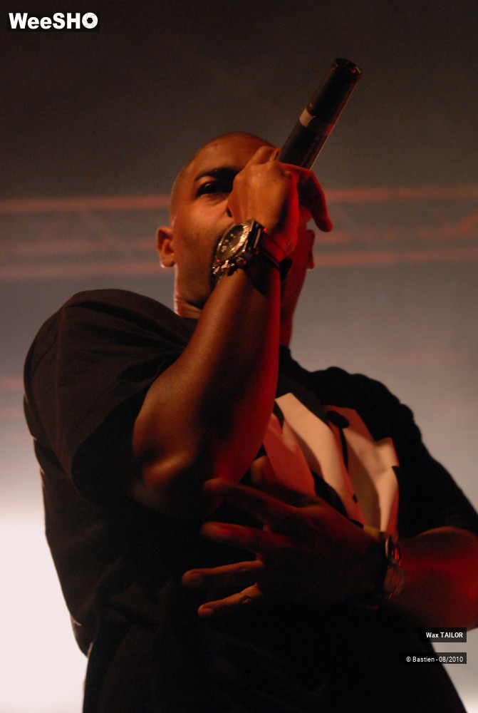 16/46 photos du spectacle Wax TAILOR