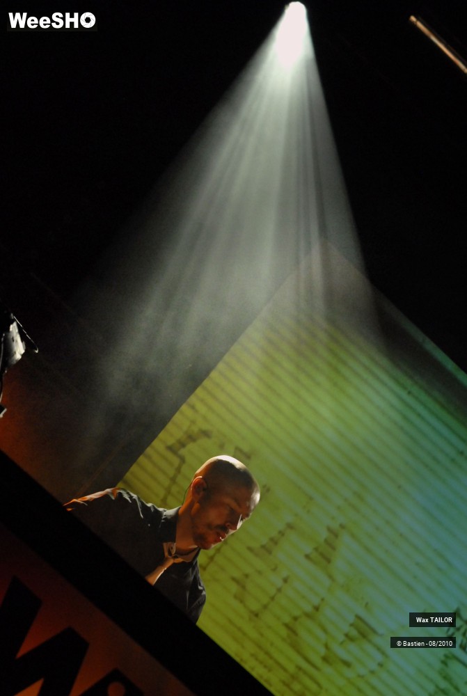 28/46 photos du spectacle Wax TAILOR