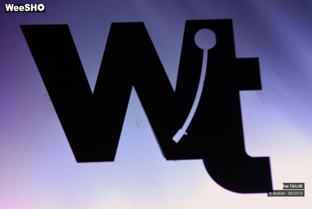 34/46 photos du spectacle Wax TAILOR