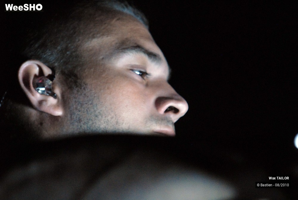 37/46 photos du spectacle Wax TAILOR