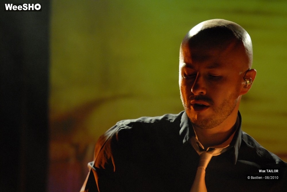 42/46 photos du spectacle Wax TAILOR