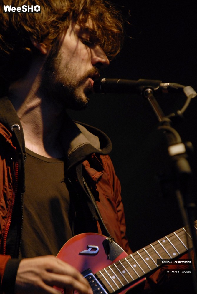 4/39 photos du spectacle The Black Box Revelation