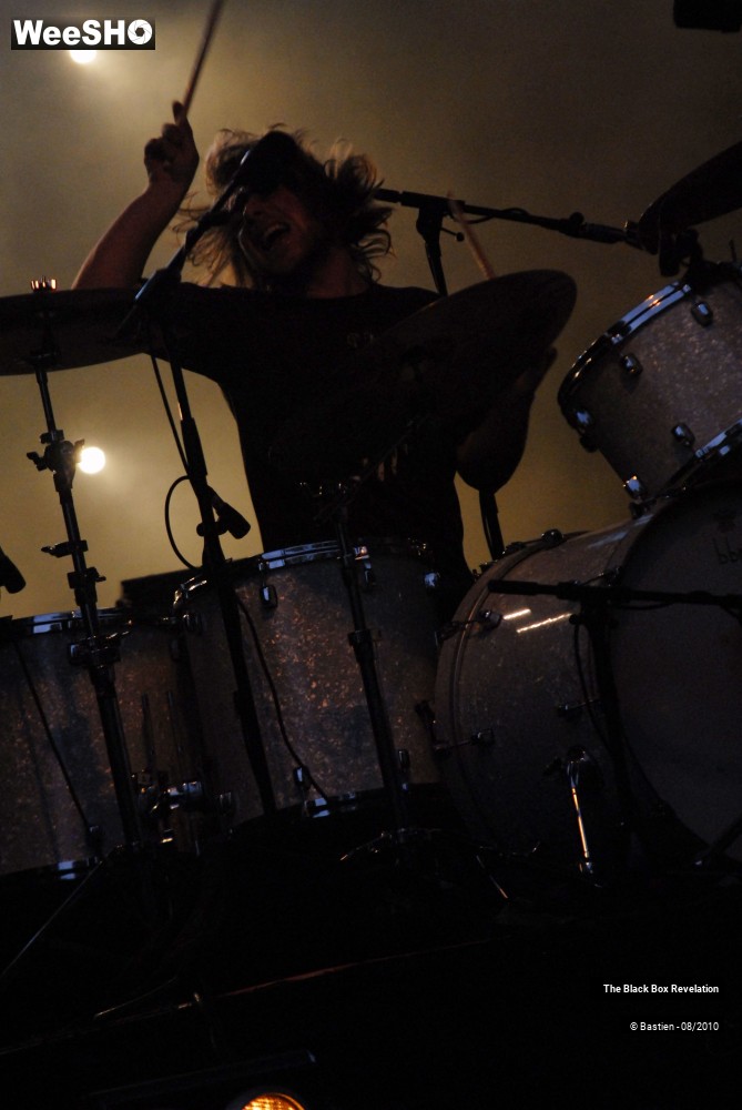 8/39 photos du spectacle The Black Box Revelation