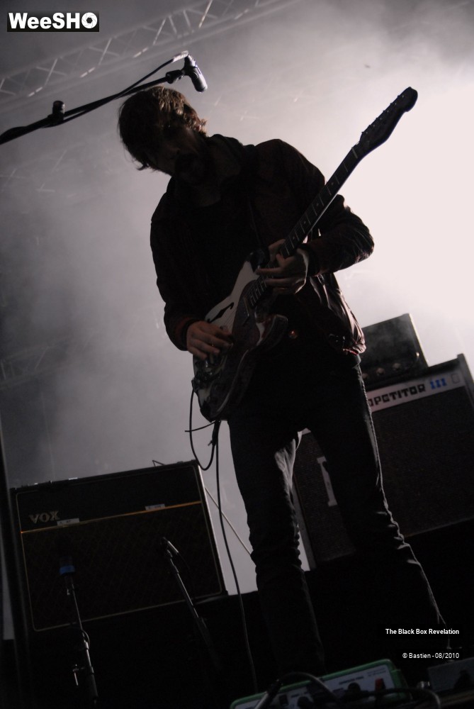 14/39 photos du spectacle The Black Box Revelation