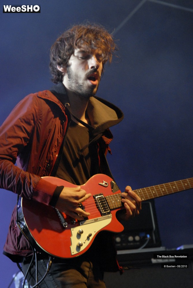 23/39 photos du spectacle The Black Box Revelation