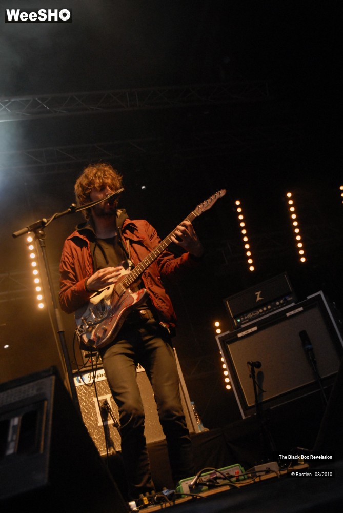 24/39 photos du spectacle The Black Box Revelation