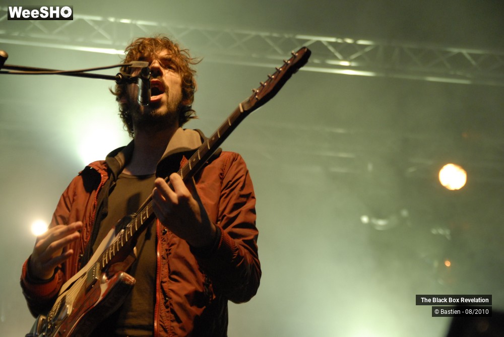 28/39 photos du spectacle The Black Box Revelation