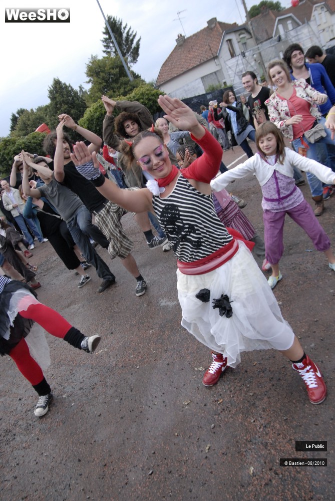 13/41 photos du spectacle Flash Mob