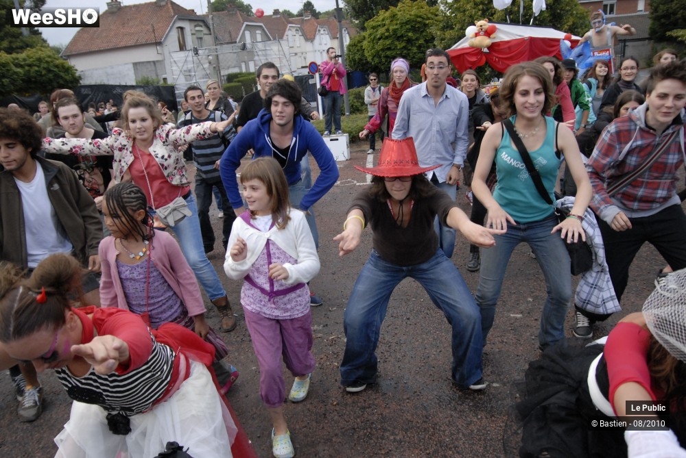 32/41 photos du spectacle Flash Mob