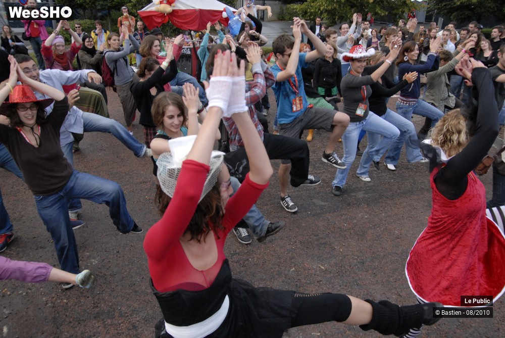 35/41 photos du spectacle Flash Mob