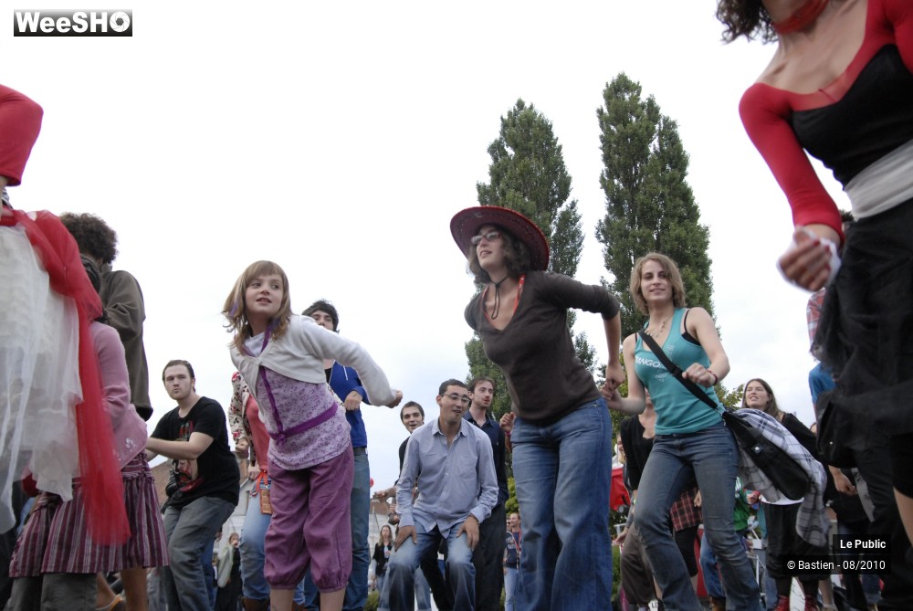 37/41 photos du spectacle Flash Mob