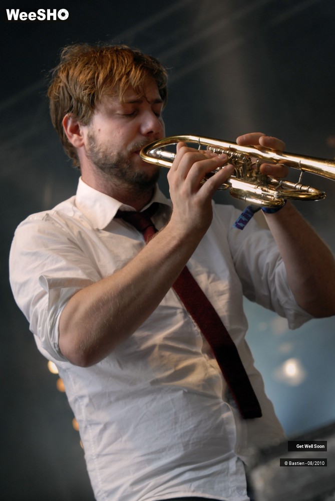 17/47 photos du spectacle Get Well Soon