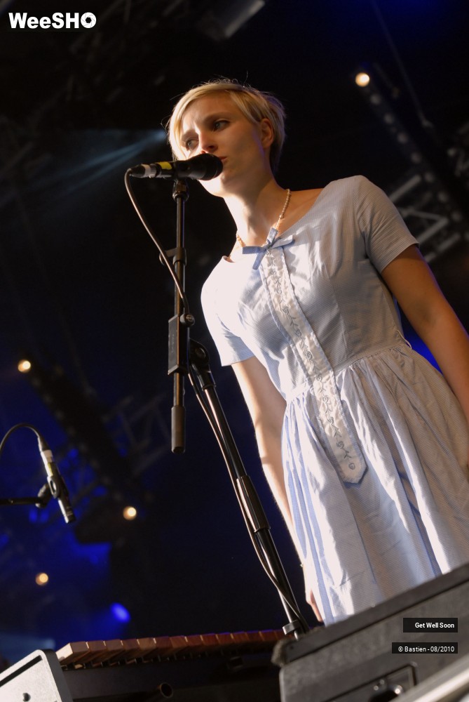 21/47 photos du spectacle Get Well Soon