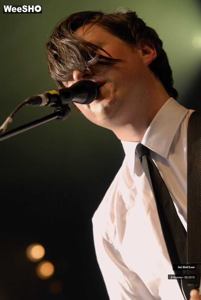 25/47 photos du spectacle Get Well Soon