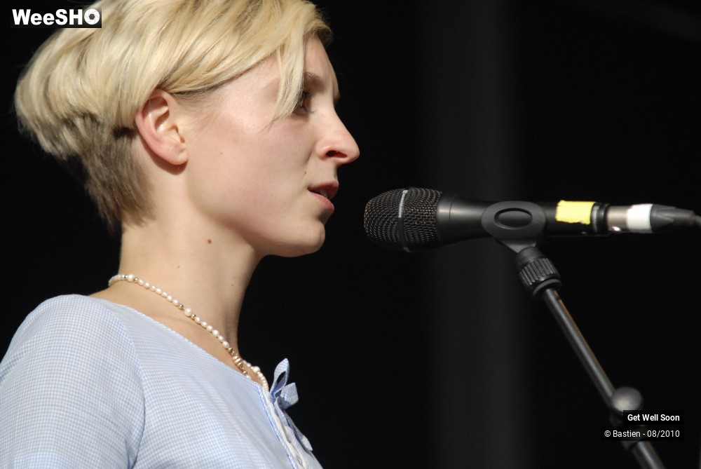 34/47 photos du spectacle Get Well Soon