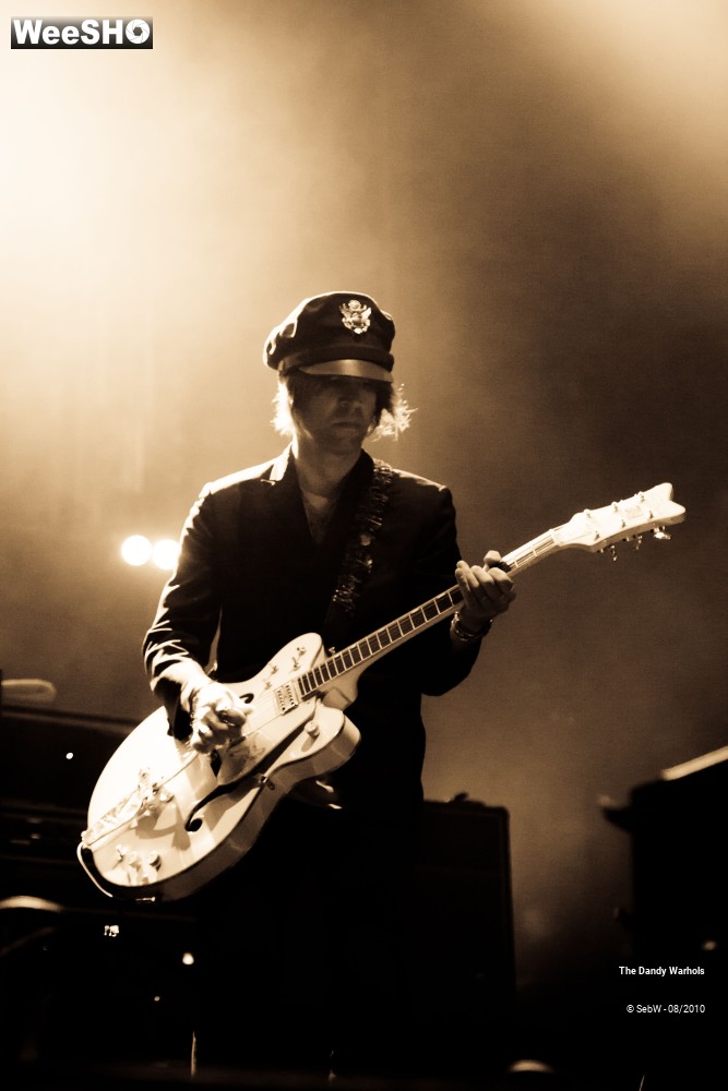 16/31 photos du spectacle The Dandy Warhols