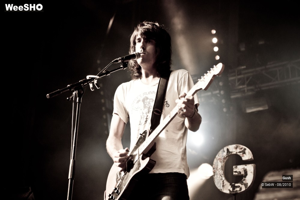 3/37 photos du spectacle Gush