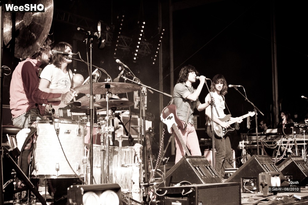 9/37 photos du spectacle Gush