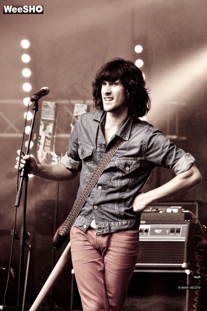 14/37 photos du spectacle Gush