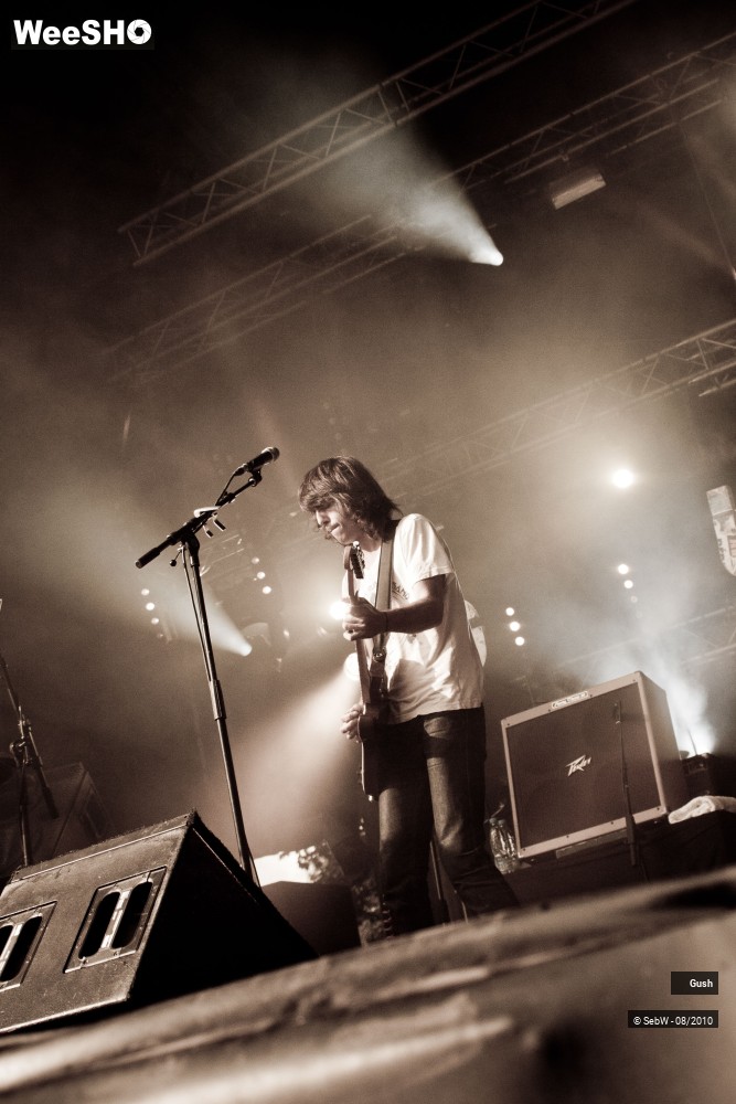 15/37 photos du spectacle Gush