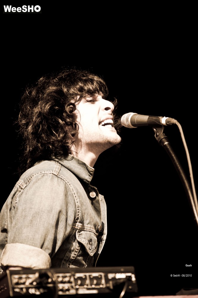 28/37 photos du spectacle Gush