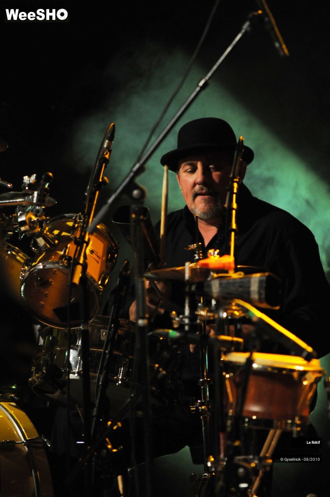 14/43 photos du spectacle Le Rétif