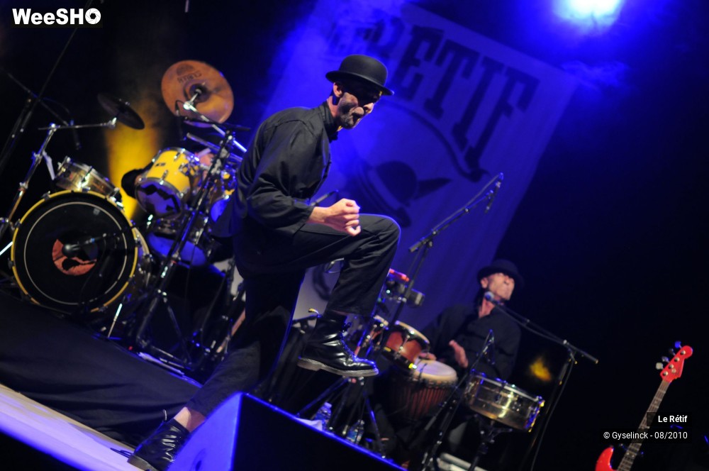 42/43 photos du spectacle Le Rétif