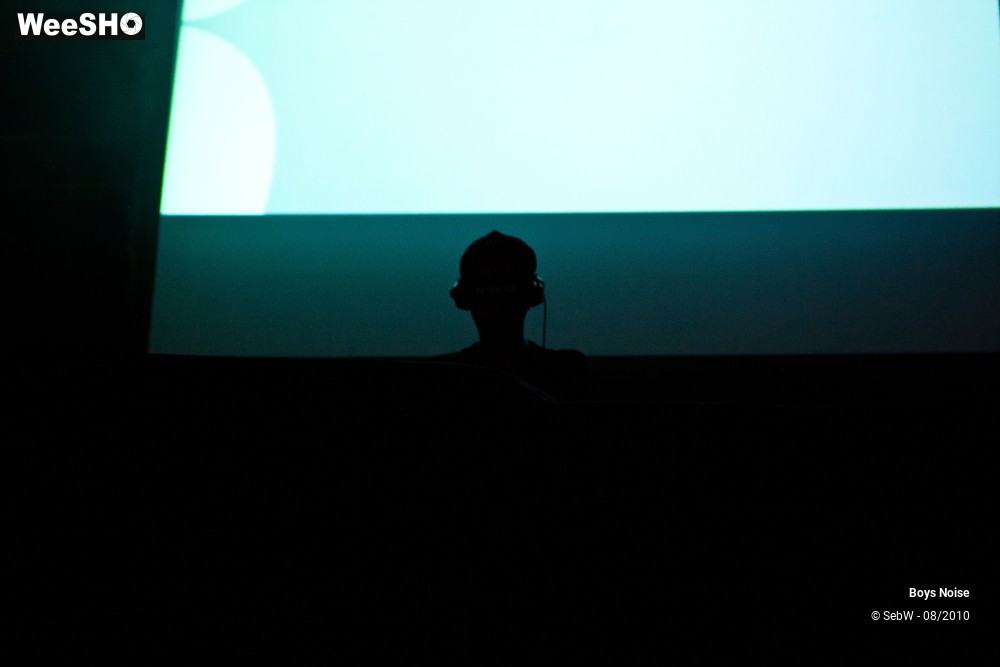 8/22 photos du spectacle Boys Noise