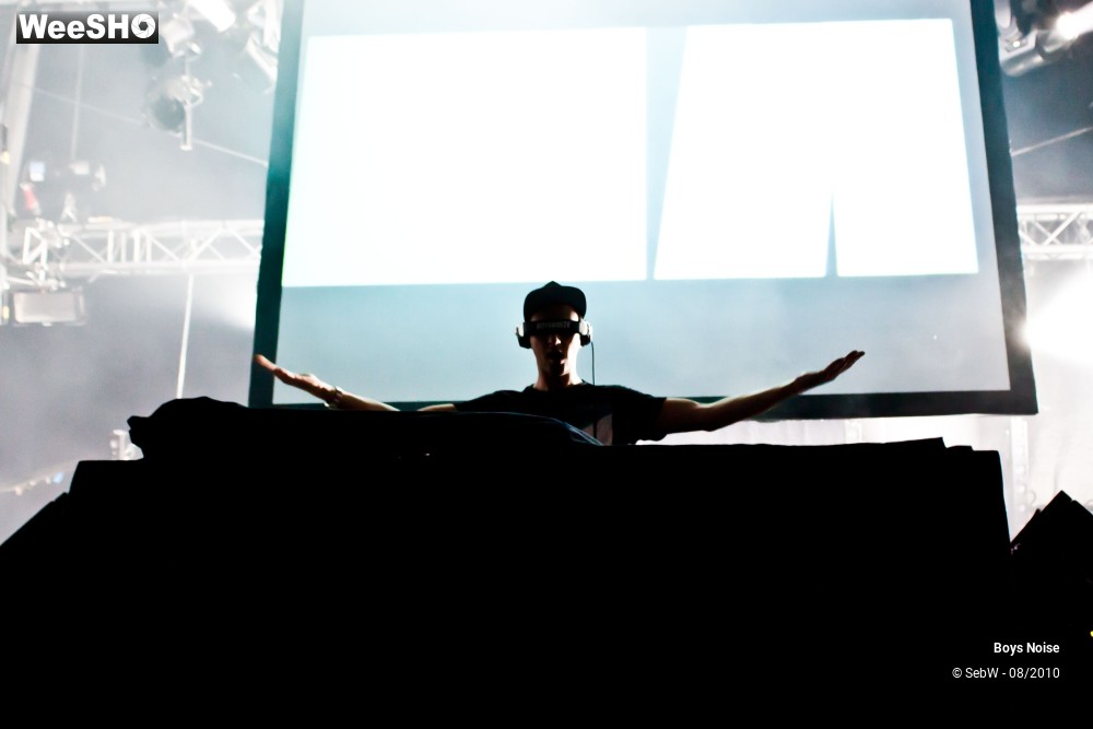 9/22 photos du spectacle Boys Noise