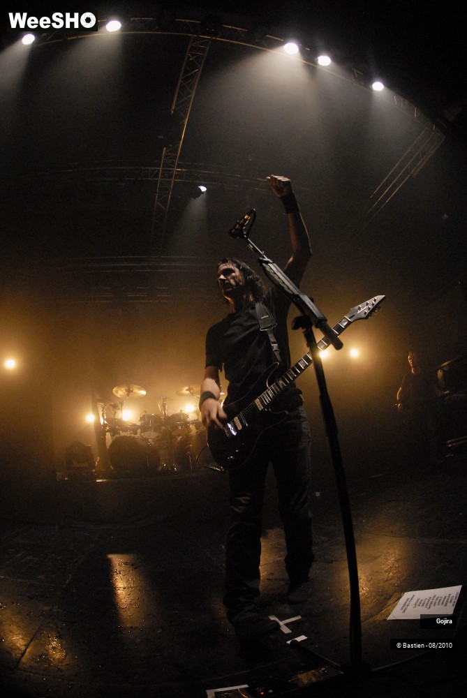 7/37 photos du spectacle Gojira