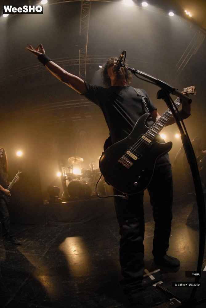 22/37 photos du spectacle Gojira