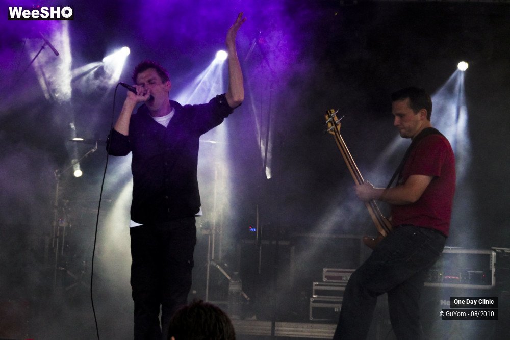 18/26 photos du spectacle One Day Clinic